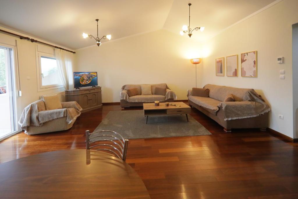 Apartment #3 Kastoria  - Photo #2